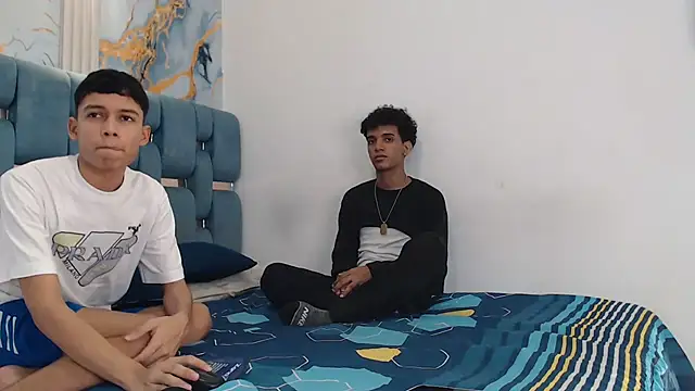 PRETTY FEM online show from 03/29/26, 05:07