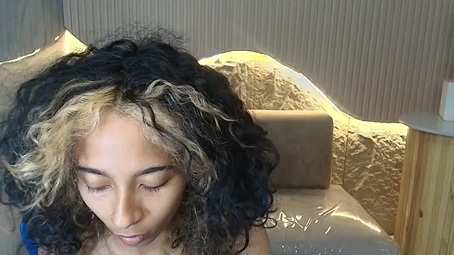 Agnis ink r online show from 10/27/25, 12:53