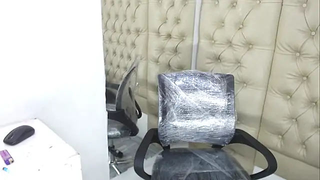 JessicaHott01 online show from 11/07/25, 07:36