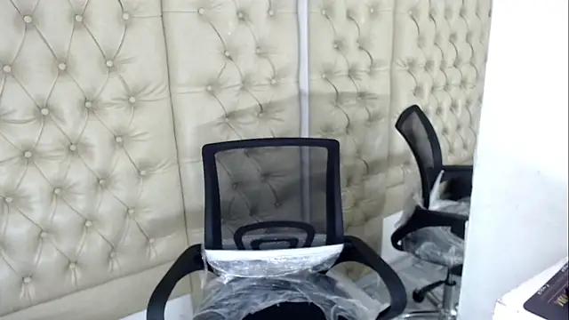 JessicaHott01 online show from 03/20/26, 06:57