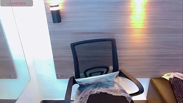 JessicaHott01 online show from 03/29/26, 08:20