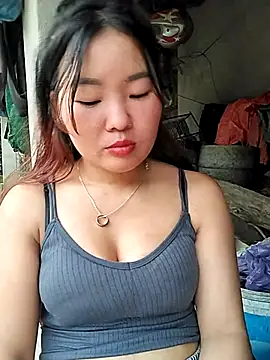 Snapshot of lylylove chatting on 07/14/26, 10:32 lylylove online show from 07/14/26, 10:32