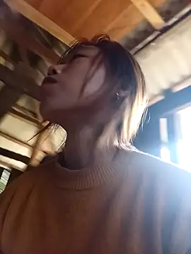 Ngocmi909 online show from 10/31/25, 12:11