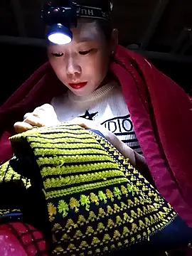 Ngocmi909 online show from 12/02/25, 12:21