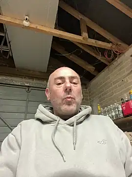 Snapshot of Richmcgee chatting on 03/14/26, 08:25 Richmcgee online show from 03/14/26, 08:25