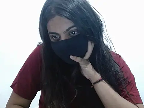 Snapshot of Vaani_Singha chatting on 10/21/25, 10:05 Vaani Singha online show from 10/21/25, 10:05