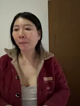 xiiuuff18 online show from 02/10/26, 12:15