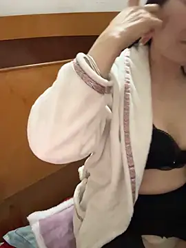 xiiuuff18 online show from 03/13/26, 12:56