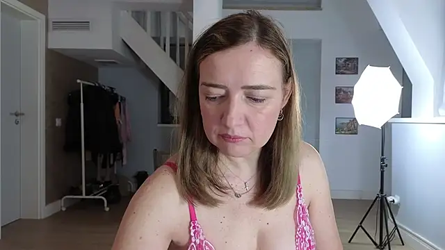 Blue Angel Sweet online show from 12/18/25, 04:18