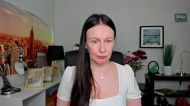 Velvet Jasmine online show from 09/10/25, 05:29