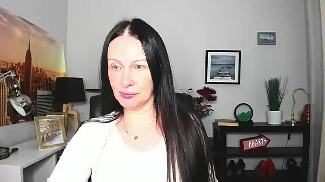 Velvet Jasmine online show from 09/24/25, 05:33