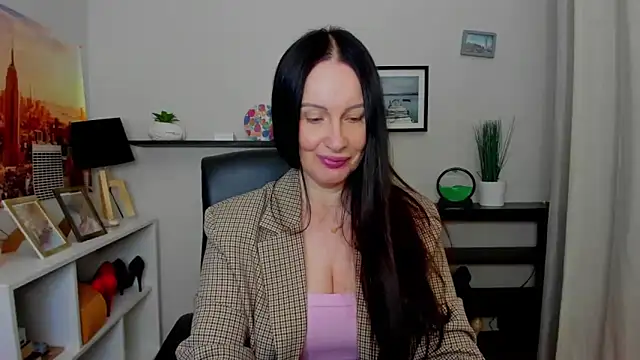 Velvet Jasmine online show from 10/27/25, 06:28