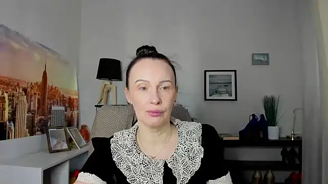 Velvet Jasmine online show from 03/07/26, 07:27