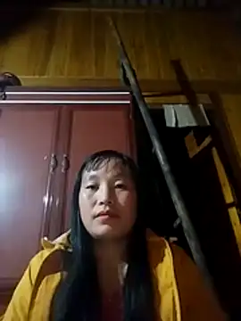 miss-su online show from 12/01/25, 02:11