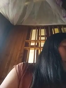 miss-su online show from 12/18/25, 06:52