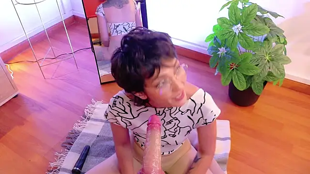 Zafiro Gem  online show from 09/30/25, 07:41