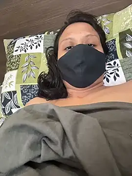 indianshycouple online show from 04/24/26, 10:39