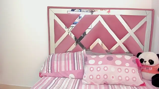 bellalumi online show from 04/09/26, 11:04