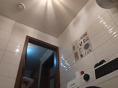 MC353535 online show from 04/12/26, 01:32