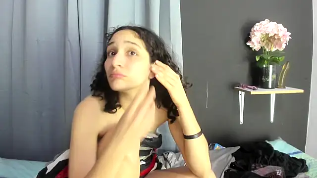 TeensNews18 online show from 11/23/25, 12:43