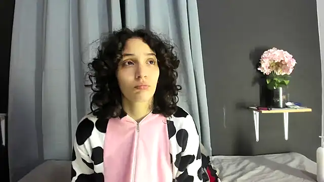 TeensNews18 online show from 12/04/25, 11:52