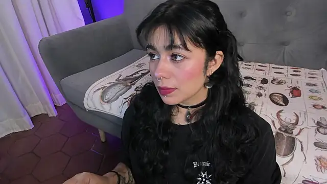 flower smith  online show from 03/04/26, 11:49