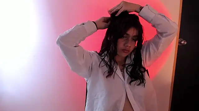 Julieth brown  online show from 03/05/26, 08:27