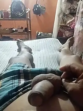 colombiano198720 online show from 09/10/25, 09:42