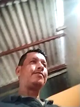 colombiano198720 online show from 11/17/25, 12:00