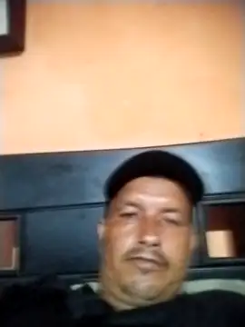 colombiano198720 online show from 11/19/25, 11:21