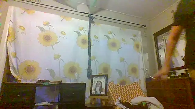 Bored Grandma online show from 09/18/25, 12:07