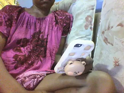 Moongodessy online show from 02/25/26, 05:39