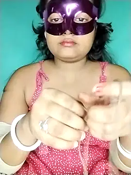 Snapshot of mimi87hoty chatting on 09/28/25, 11:32 mimi87hoty online show from 09/28/25, 11:32