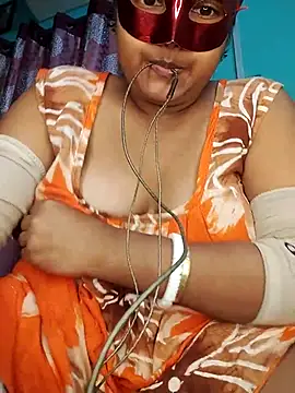 mimi87hoty online show from 12/16/25, 09:47