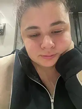 Snapshot of AliceCurlyX chatting on 12/01/25, 09:25 AliceCurlyX online show from 12/01/25, 09:25