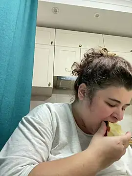 Snapshot of AliceCurlyX chatting on 02/19/26, 05:47 AliceCurlyX online show from 02/19/26, 05:47