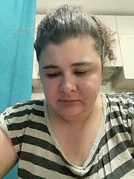 Snapshot of AliceCurlyX chatting on 02/25/26, 02:27 AliceCurlyX online show from 02/25/26, 02:27