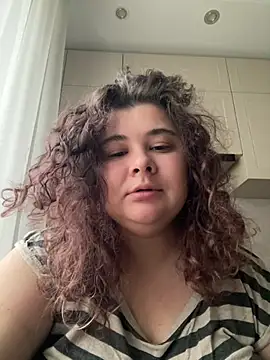 Snapshot of AliceCurlyX chatting on 02/26/26, 09:41 AliceCurlyX online show from 02/26/26, 09:41