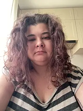 Snapshot of AliceCurlyX chatting on 03/01/26, 09:11 AliceCurlyX online show from 03/01/26, 09:11