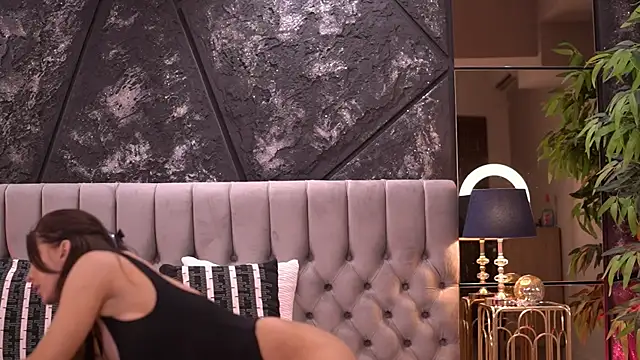 StephieRouse online show from 04/20/26, 08:28