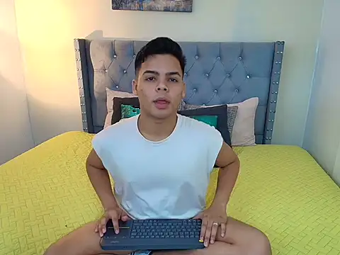 stewart mateo  online show from 10/09/25, 01:58