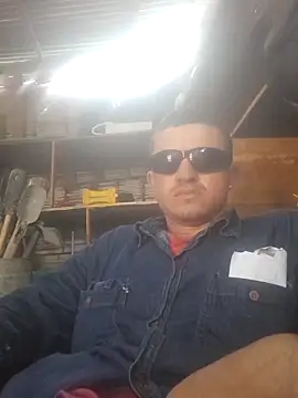 Loquendo2201 online show from 09/15/25, 05:35