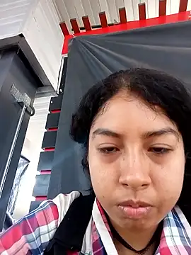 Syndel23 online show from 04/18/26, 02:43