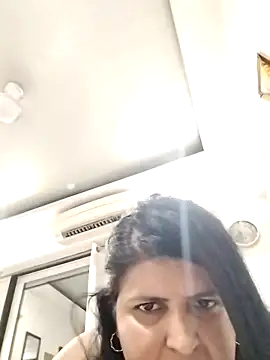 Jann Riya333 online show from 05/09/26, 06:13