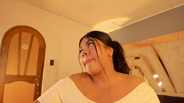 BellaBoobs  online show from 04/27/26, 07:56