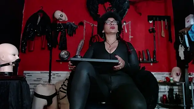 Miss Mirandaa online show from 07/05/26, 12:50