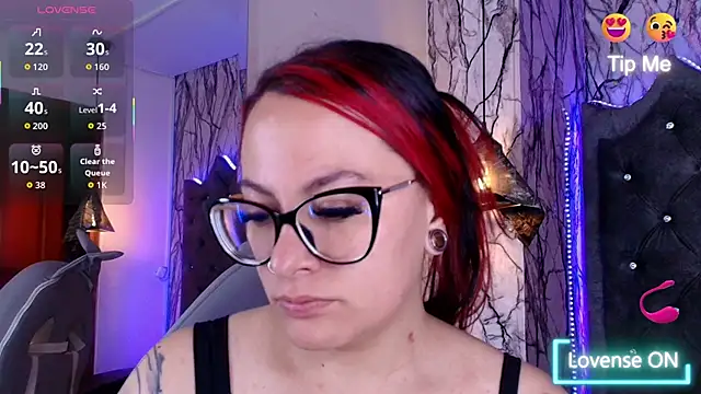 Zami Escobar of online show from 04/09/26, 04:01