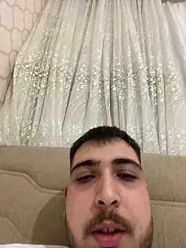 Snapshot of babaparator chatting on 12/13/25, 10:04 babaparator online show from 12/13/25, 10:04