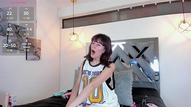 Candy Hott7 online show from 12/22/25, 09:01