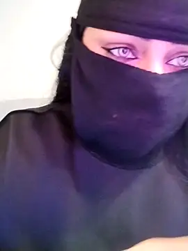 lilyan12 online show from 04/03/26, 12:19